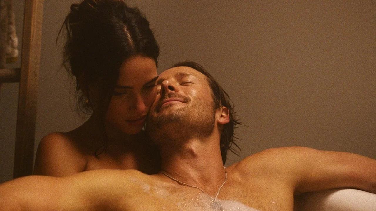 “Uma obra-prima tão clássica quanto moderna”: O diretor de um dos filmes mais aclamados do século lança um dos grandes sucessos do ano – Notícias de cinema